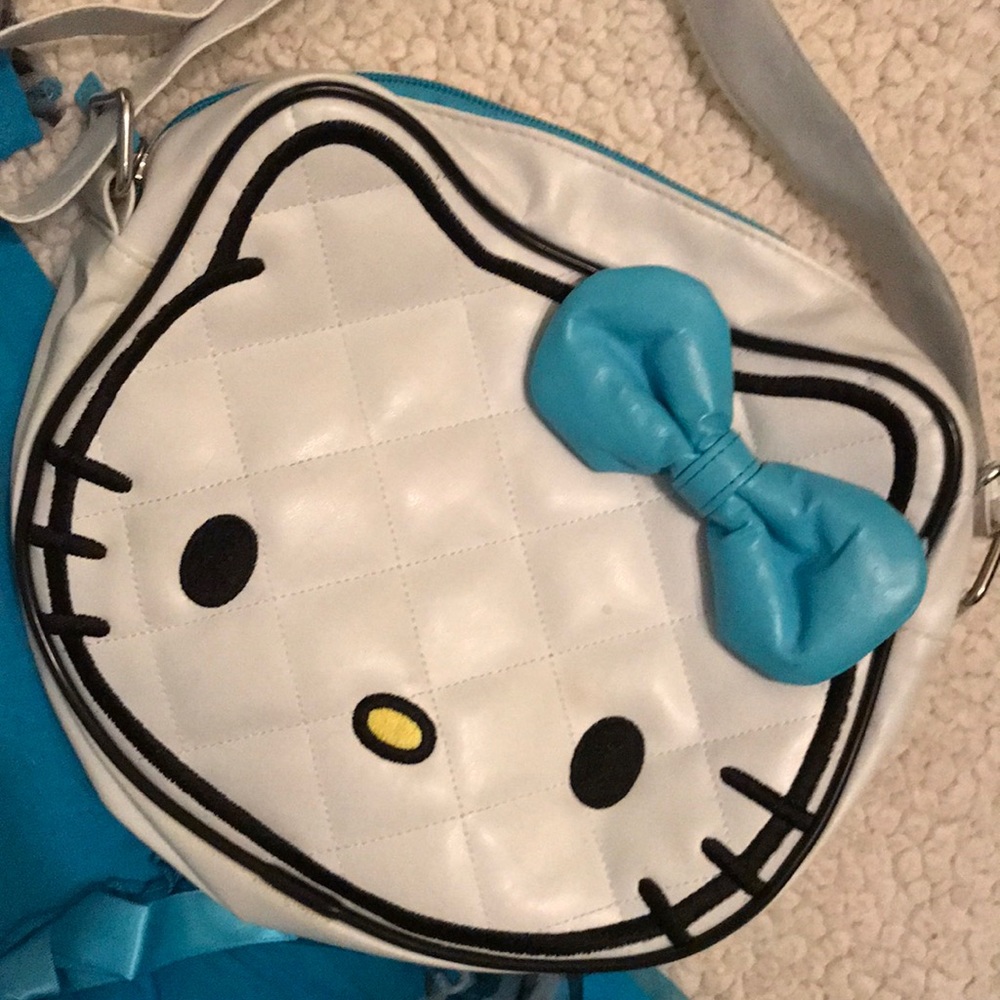 Hello kitty bundle🐱 - Picture 3 of 4